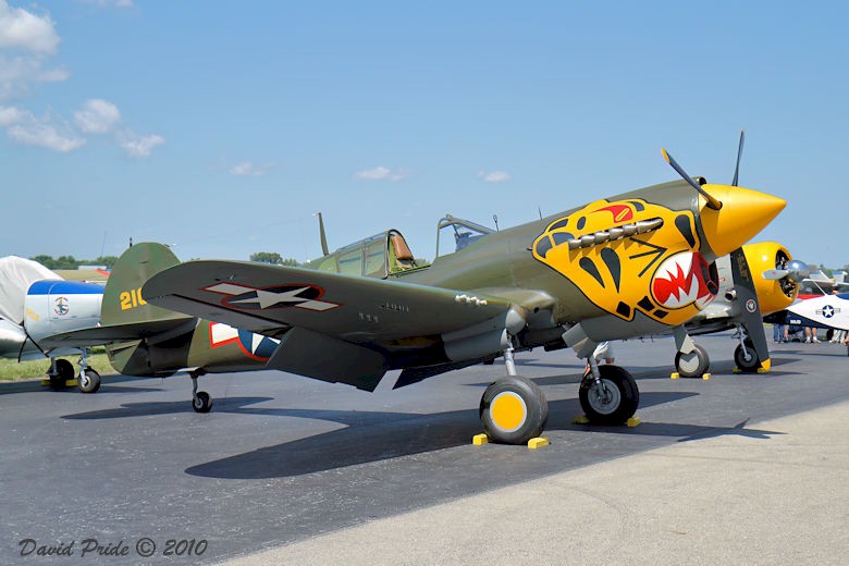 Curtiss P-40M