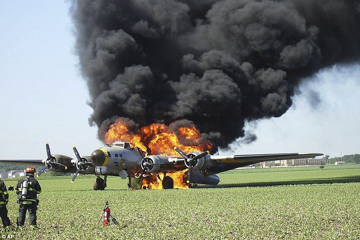 Boeing B-17G Flying Fortress Liberty Belle