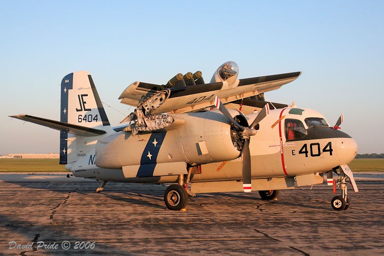 Grumman US-2B Tracker