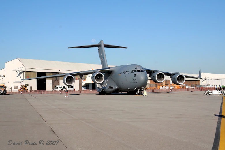 Boeing C-17